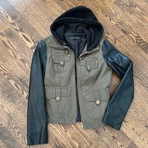 Trendy bomber jacket